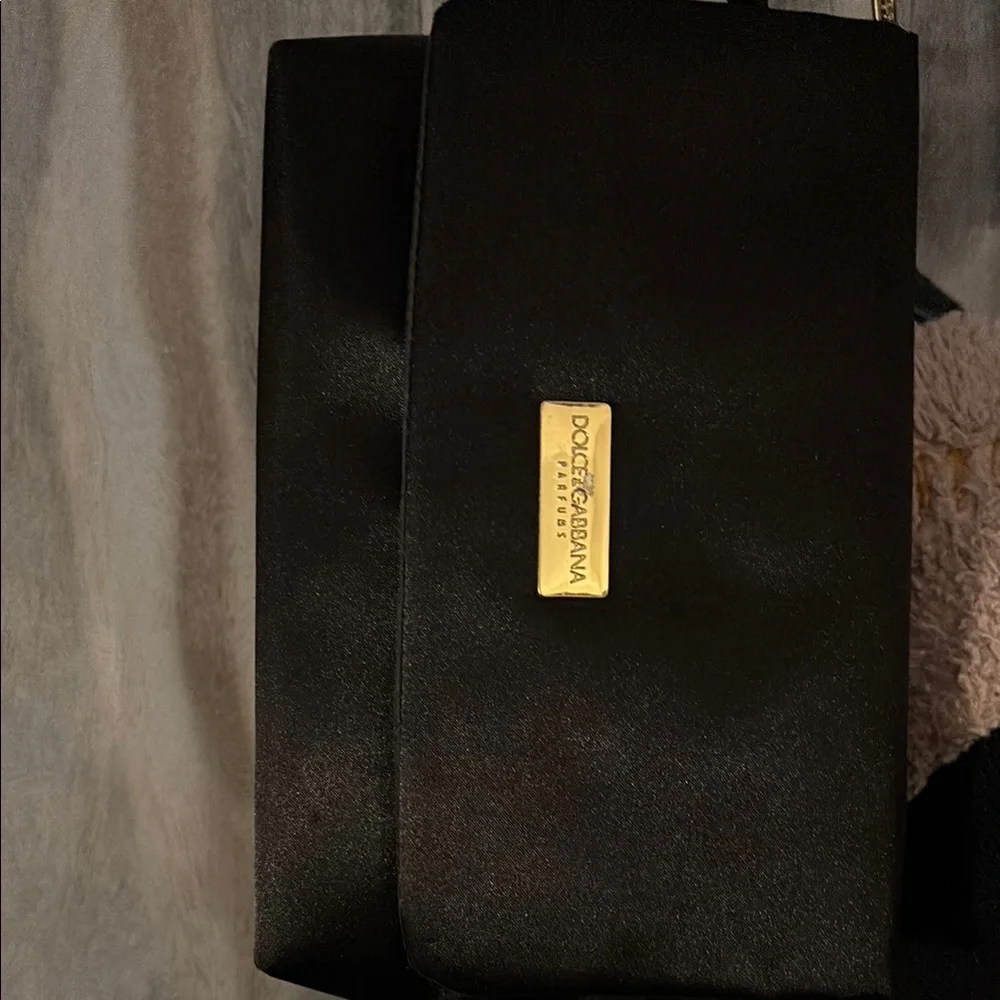 Dolce & Gabbana Black Shoulder Bag with Metallic Accents - Picture 4 of 14